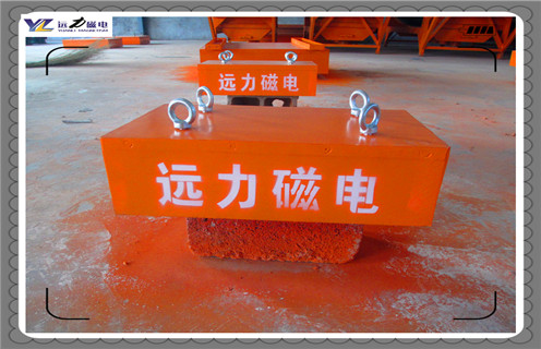 永磁除鐵器，湖北旋轉(zhuǎn)永磁除鐵器圖紙維護(hù)知識(shí)參數(shù)_內(nèi)部磁塊安裝方法_湖北旋轉(zhuǎn)永磁除鐵器圖紙規(guī)格型號(hào)價(jià)格