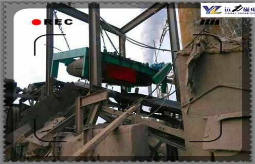 風(fēng)冷電磁自卸式除鐵器，河南風(fēng)冷自卸式電磁除鐵器_技術(shù)參數(shù)_河南風(fēng)冷自卸式電磁除鐵器工作原理_國(guó)家標(biāo)準(zhǔn)生產(chǎn)廠家